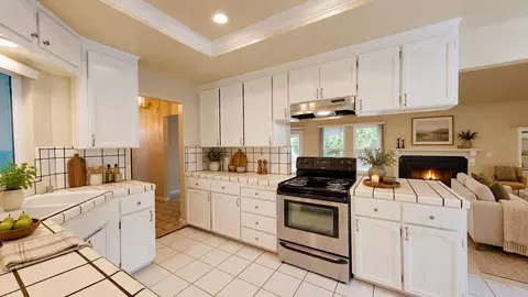 Kitchen - 2525 Hampton Way, Turlock, CA 95382 photo 3 of 9