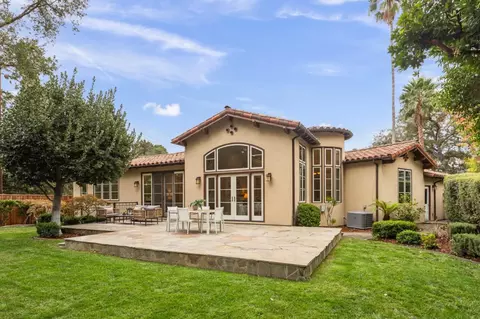 17815 Daves Ave, Monte Sereno, CA 95030