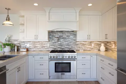 Kitchen - 111 Spray, Monterey, CA 93940 photo 4 of 6