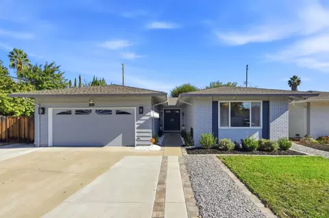 5742 San Lorenzo Dr, San Jose, CA 95123