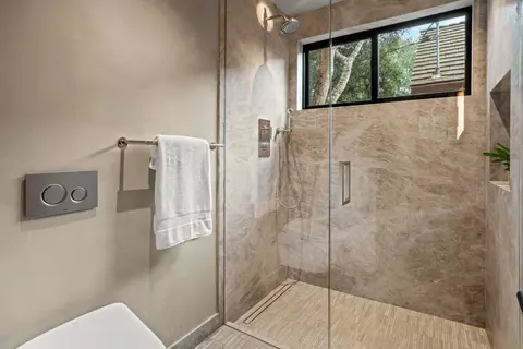 Bath - 26308 Isabella Ave, Carmel, CA 93923 photo 2 of 7
