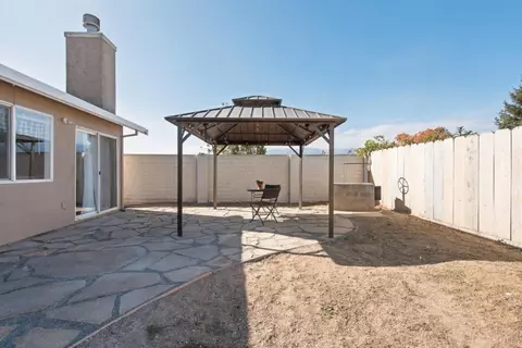 Exterior - 985 Vista De Soledad, Soledad, CA 93960 photo 5 of 9