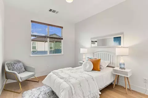 Bedroom - 2066 Tarob Ct, Milpitas, CA 95035 photo 6 of 8