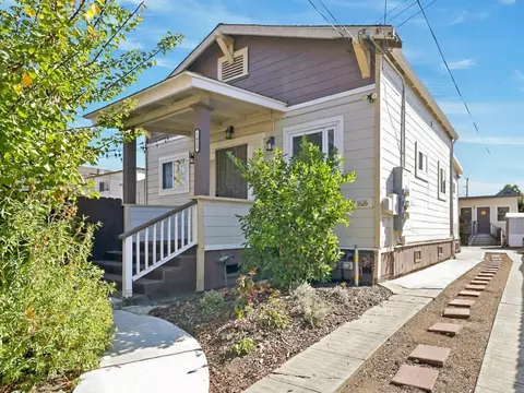 1622 Russell St, Berkeley, CA 94703