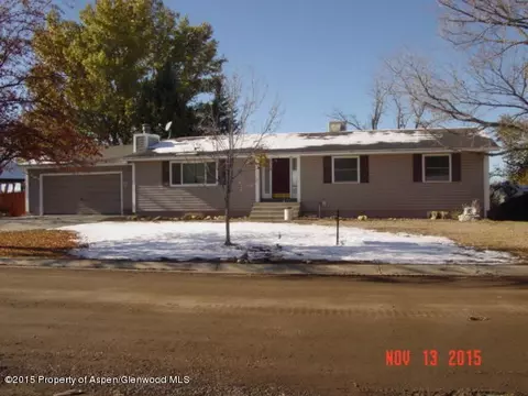 210 Hillcrest Avenue Rangely Co 81648 Ave, Rangely, CO 81648 photo 2