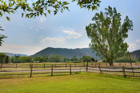 29 Plum Street Basalt Co 81621 St, Basalt, CO 81621 photo 3