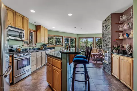 565 Hillcrest Drive Basalt Co 81621 Dr, Basalt, CO 81621 photo 5