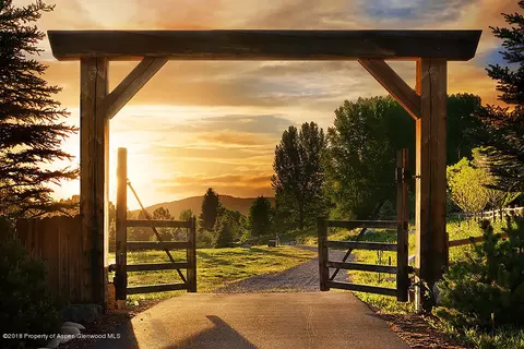 186 Hoaglund Ranch Road Basalt Co 81621 Rd, Basalt, CO 81621 photo 2