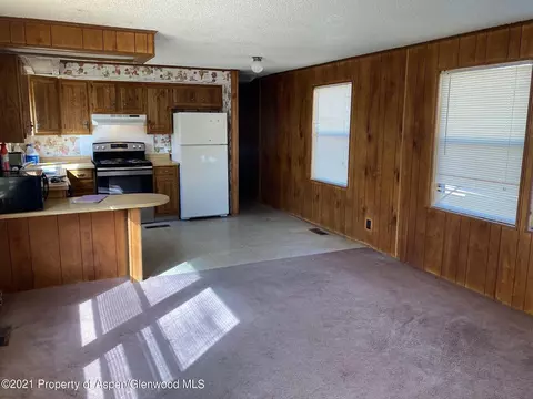 228 E Carson Circle Parachute Co 81635 Cir, Parachute, CO 81635 photo 3