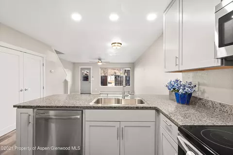 323 Park Avenue H-4 Basalt Co 81621 Ave #H-4, Basalt, CO 81621 photo 2