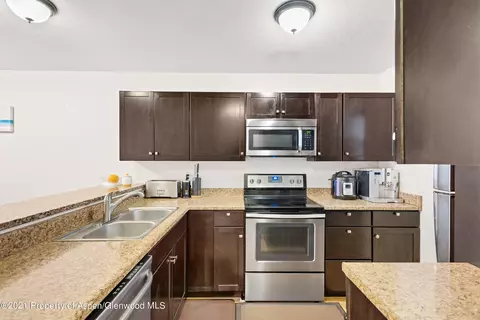 291 Park Ave J4 Basalt Co 81621 #J4, Basalt, CO 81621 photo 1