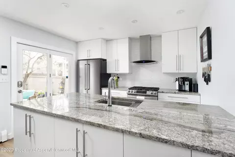 201 Devon Court Basalt Co 81621 Ct, Basalt, CO 81621 photo 2