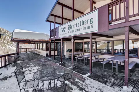 11101 County Road 117 Apt 2f-3f Glenwood Springs Co 81601 # 2F-3F, Glenwood Springs, CO 81601
