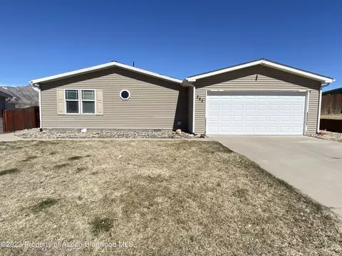 362 Mineral Springs Circle Parachute Co 81635 Cir, Parachute, CO 81635