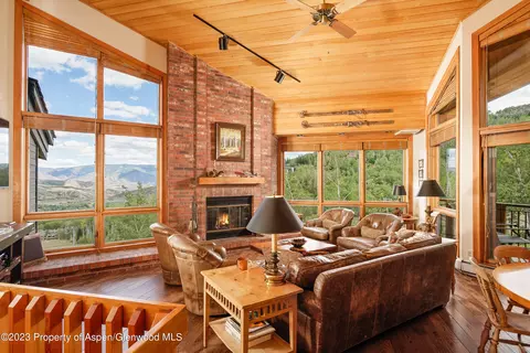 590 Wood Road Apt 35 Snowmass Village Co 81615 Rd # 35, Snowmass Village, CO 81615