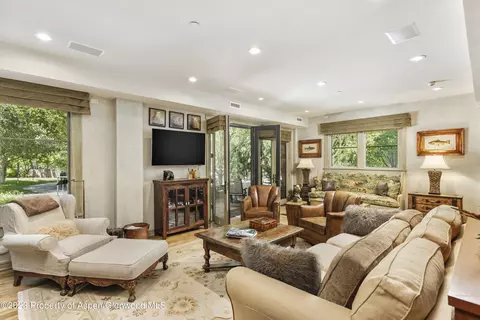 101 N Spring Street 101 Aspen Co 81611 St #101, Aspen, CO 81611