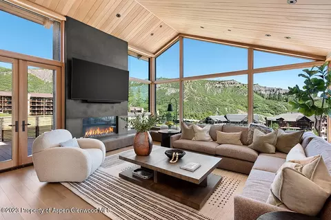 411 Wood Road Apt 1 Snowmass Village Co 81615 Rd # 1, Snowmass Village, CO 81615