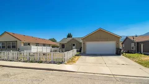 160 Yampa Avenue Parachute Co 81635 Ave, Parachute, CO 81635
