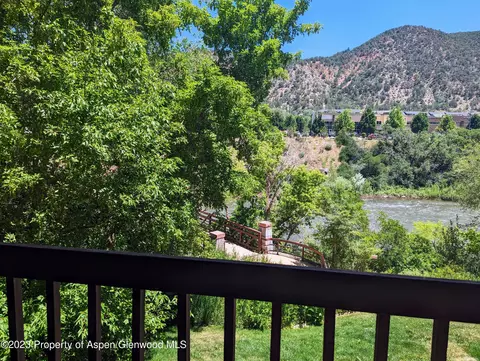 2702 Midland Avenue 3-c Glenwood Springs Co 81601 Ave #3-C, Glenwood Springs, CO 81601
