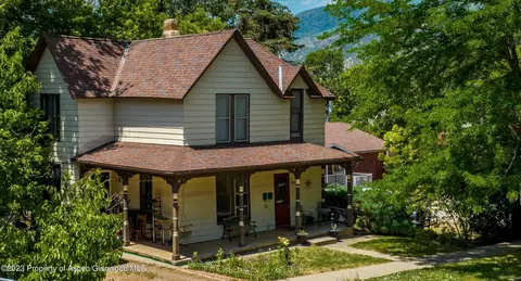1011 Blake Avenue Glenwood Springs Co 81601 Ave, Glenwood Springs, CO 81601