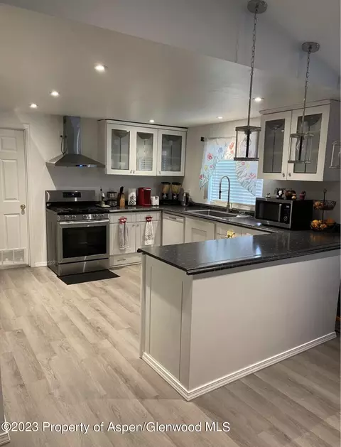 5387 Co Rd 154 Apt 12 Glenwood Springs Co 81601 # 12, Glenwood Springs, CO 81601
