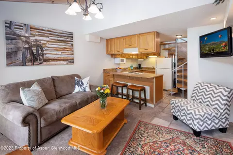 400 Wood Road Apt 1211 Snowmass Village Co 81615 Rd # 1211, Snowmass Village, CO 81615