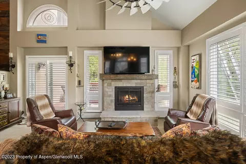 476 Wood Road Apt 20 Snowmass Village Co 81615 Rd # 20, Snowmass Village, CO 81615