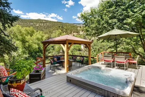 Exterior - 350 Riverside Drive Basalt Co 81621 Dr, Basalt, CO 81621 photo 2 of 18