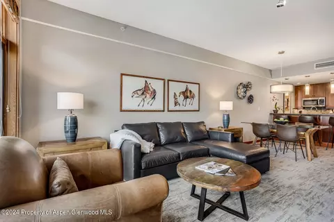 110 Carriage Way 3309 Snowmass Village Co 81615 Way #3309, Snowmass Village, CO 81615