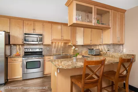 Kitchen - 805 Pinon Drive 9 Basalt Co 81621 Dr #9, Basalt, CO 81621 photo 1 of 3