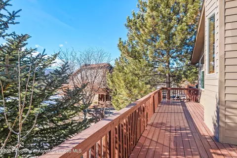 Exterior - 16 Pine Ridge Road Basalt Co 81621 Rd, Basalt, CO 81621 photo 5 of 17