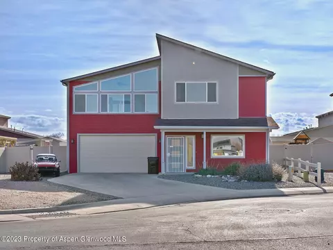 3143 Snake River Drive Grand Junction Co 81504 Dr, Grand Junction, CO 81504