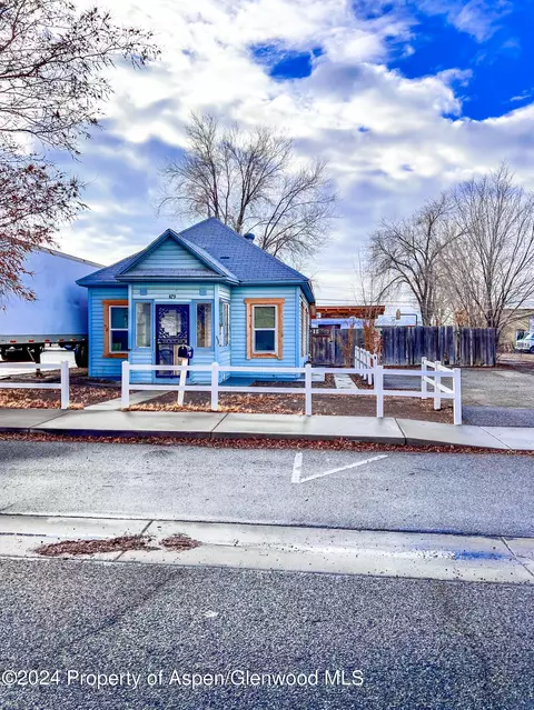 829 S Avenue Grand Junction Co 81501 Ave, Grand Junction, CO 81501