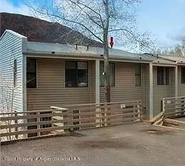 2600 S Oakhurst Court Unit Apt 33 Glenwood Springs Co 81601 Ct UNIT 33, Glenwood Springs, CO 81601