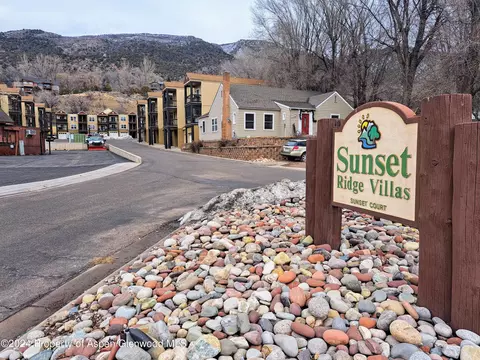 1204 Sunset Ridge Court 1204 Glenwood Springs Co 81601 Ct #1204, Glenwood Springs, CO 81601