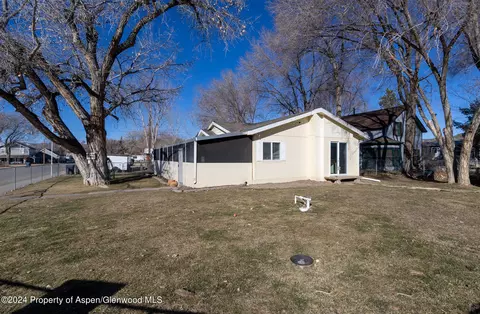 Exterior - 230 W 5th Street De Beque Co 81630 St, De Beque, CO 81630 photo 6 of 13