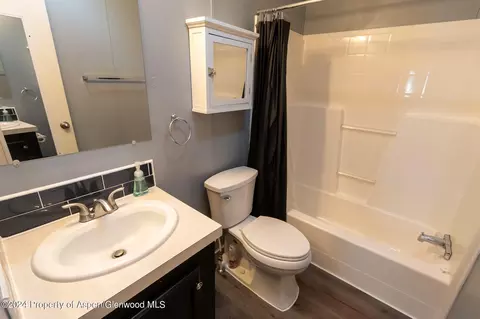 Bath - 230 W 5th Street De Beque Co 81630 St, De Beque, CO 81630 photo 3 of 3