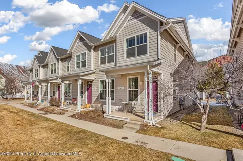 142 Airport Road Glenwood Springs Co 81601 Rd, Glenwood Springs, CO 81601