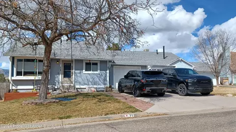 27 Aspen Way Parachute Co 81635 Way, Parachute, CO 81635