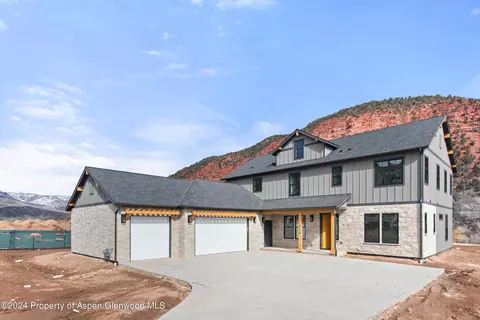 1820 River Bend Way Glenwood Springs Co 81601 Way, Glenwood Springs, CO 81601