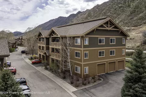 326 River View Drive Unit 109 New Castle Co 81647 Dr UNIT 109, New Castle, CO 81647