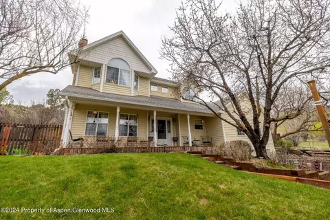 853 Mountain View Drive New Castle Co 81647 Dr, New Castle, CO 81647