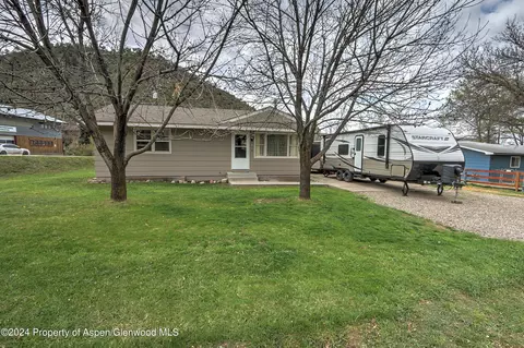 15 Apple Drive New Castle Co 81647 Dr, New Castle, CO 81647