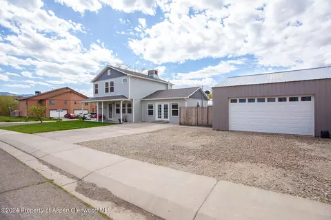 Exterior - 273 E 5th Street De Beque Co 81630 St, De Beque, CO 81630 photo 5 of 7