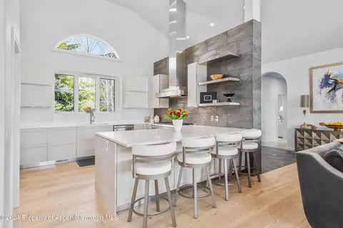 Kitchen - 781 Hillcrest Drive Basalt Co 81621 Dr, Basalt, CO 81621 photo 1 of 4