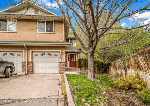 2553 S Grand Avenue Glenwood Springs Co 81601 Ave, Glenwood Springs, CO 81601