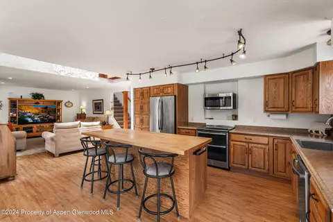 Kitchen - 299 Knight Road Basalt Co 81621 Rd, Basalt, CO 81621 photo 3 of 3