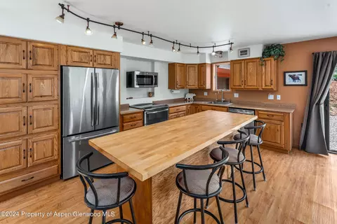 Kitchen - 299 Knight Road Basalt Co 81621 Rd, Basalt, CO 81621 photo 2 of 3