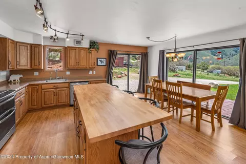 Kitchen - 299 Knight Road Basalt Co 81621 Rd, Basalt, CO 81621 photo 1 of 3