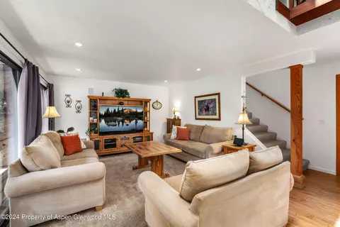 Living - 299 Knight Road Basalt Co 81621 Rd, Basalt, CO 81621 photo 2 of 3